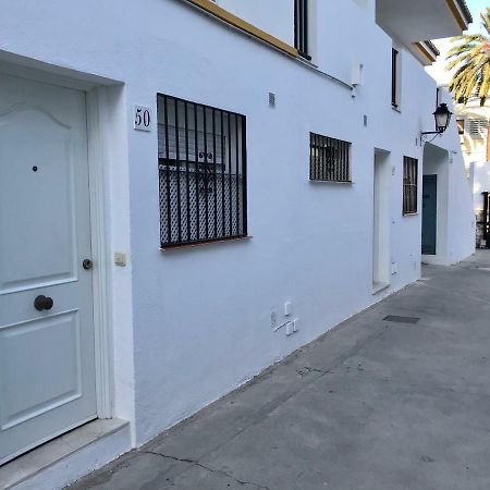 Apartamento Holidays On The Beach Torremolinos Exteriör bild