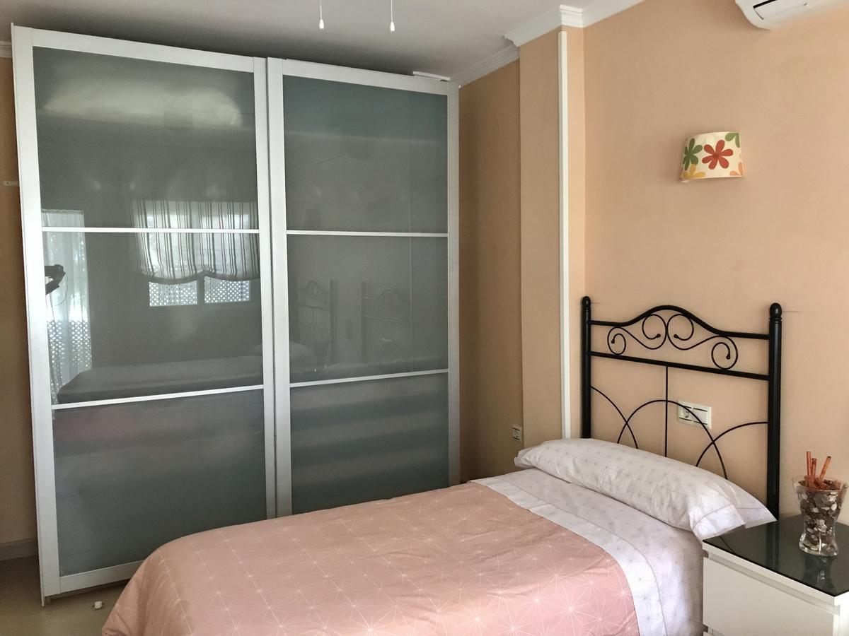Apartamento Holidays On The Beach Torremolinos Exteriör bild