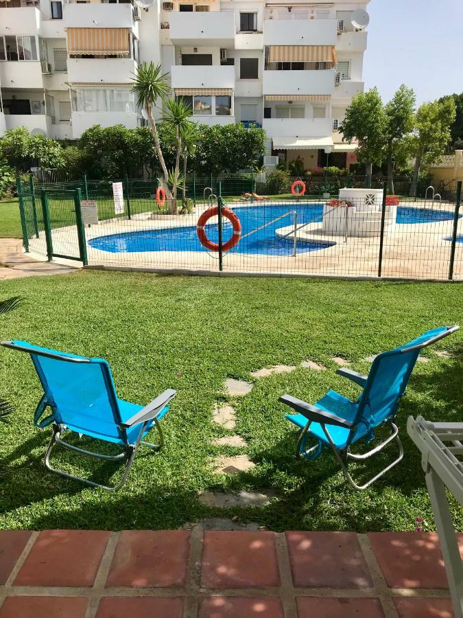 Apartamento Holidays On The Beach Torremolinos Exteriör bild
