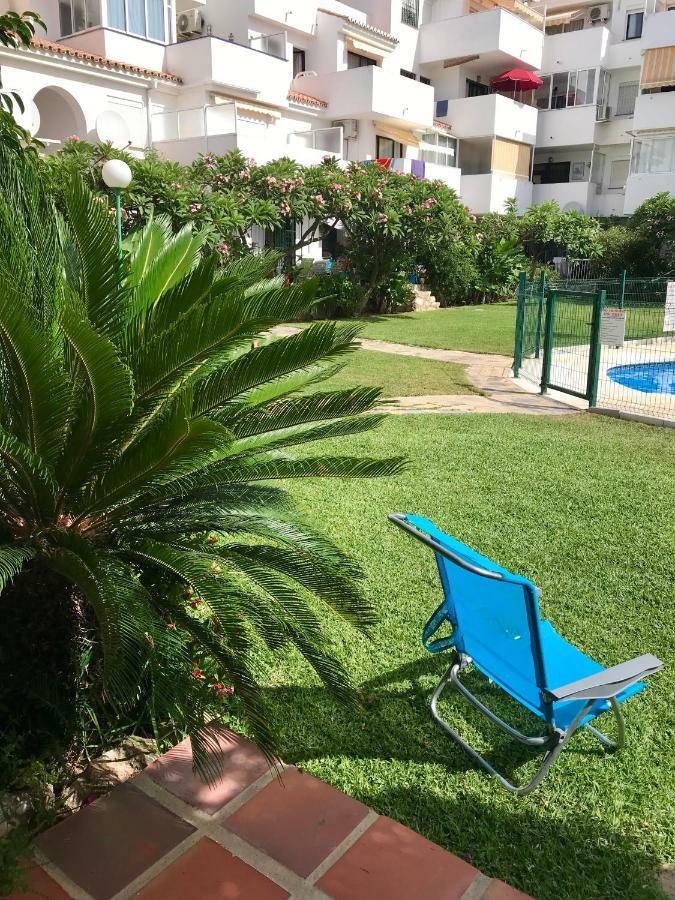 Apartamento Holidays On The Beach Torremolinos Exteriör bild
