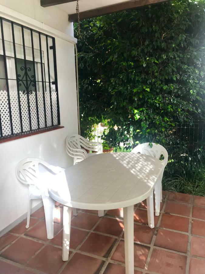 Apartamento Holidays On The Beach Torremolinos Exteriör bild